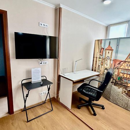 Super Comfort Flat For You Near The Metro. 키예프 외부 사진