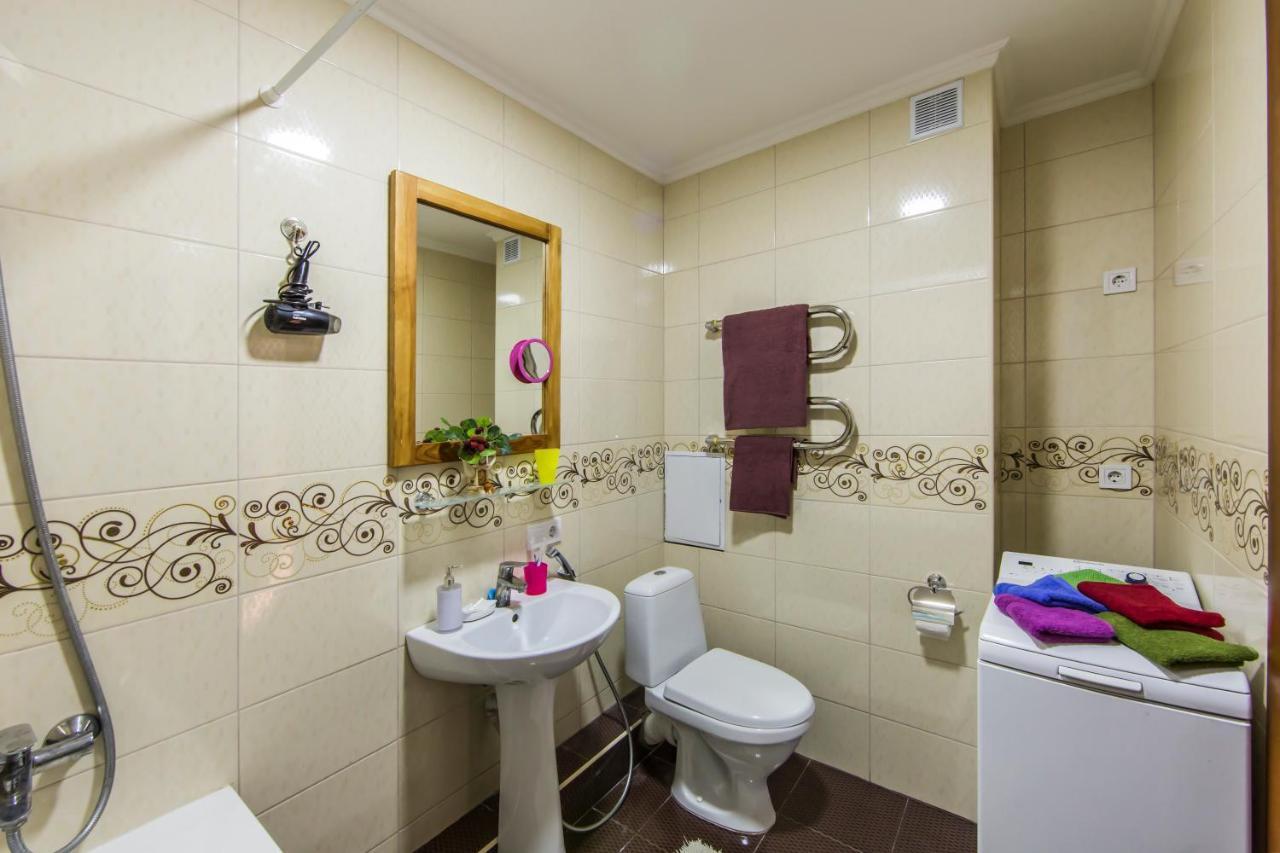 Super Comfort Flat For You Near The Metro. 키예프 외부 사진