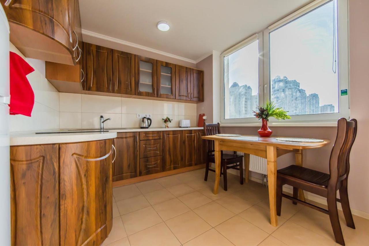 Super Comfort Flat For You Near The Metro. 키예프 외부 사진
